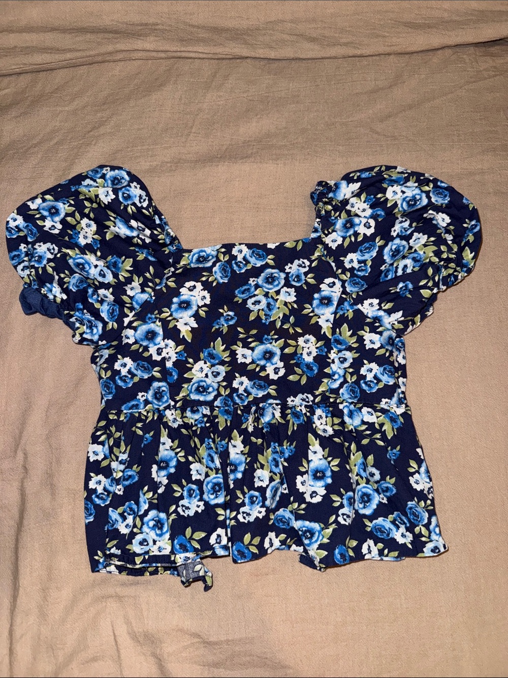 Blue Floral Puff-Sleeve Top